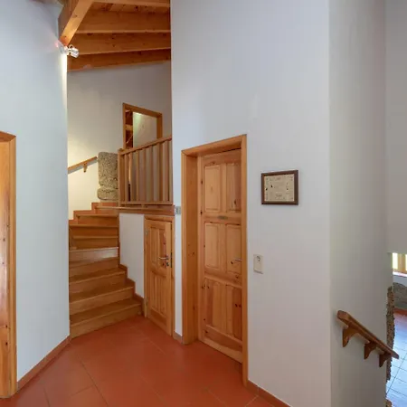 Traditional Mansion In With Swimming Pool