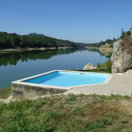 Traditional Mansion In With Swimming Pool * Treixedo